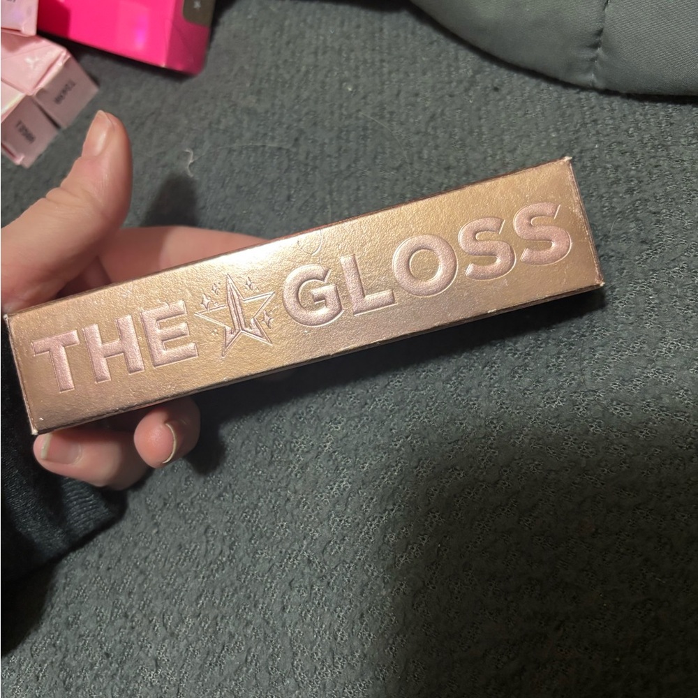 The Gloss in Silk Rope